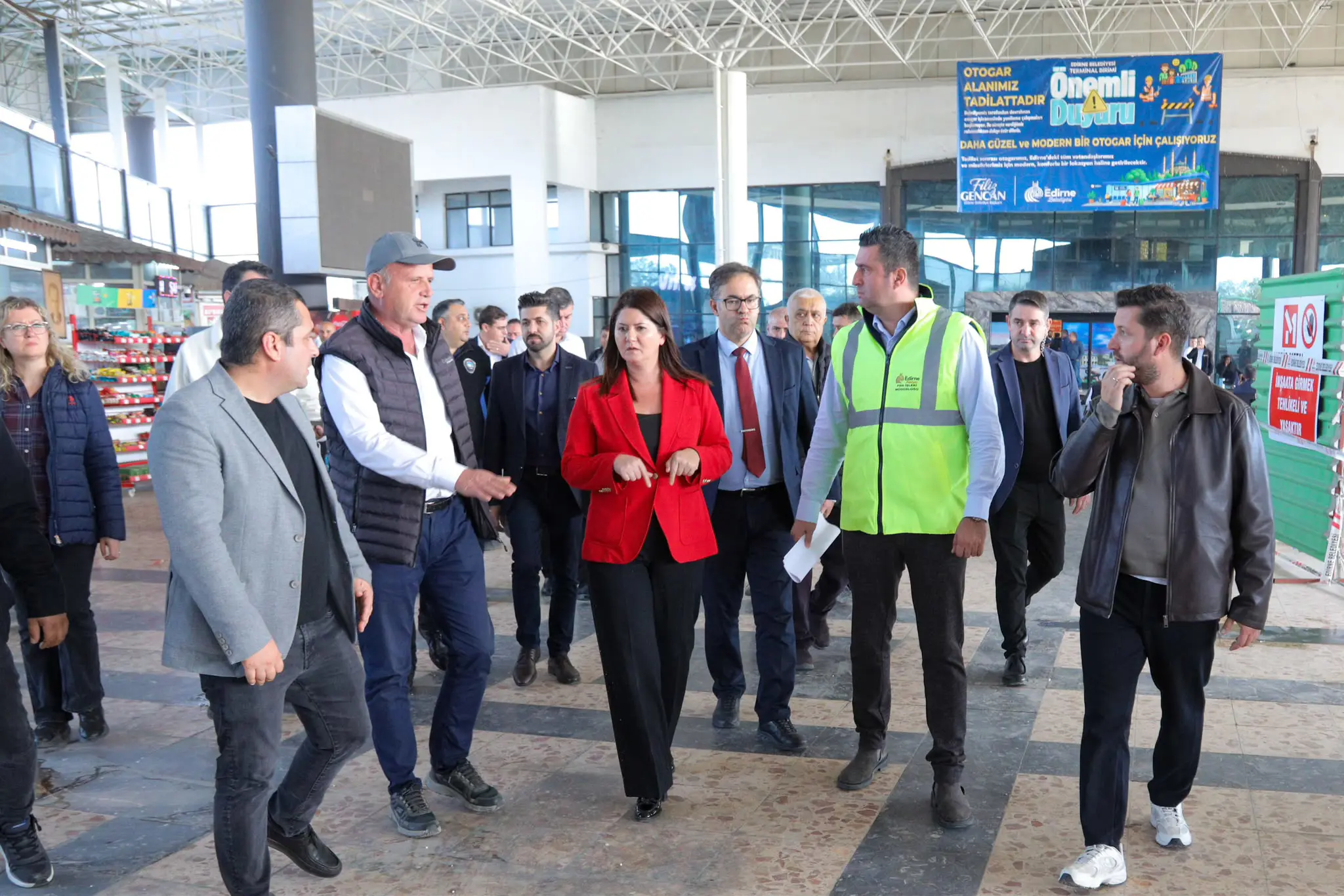 EDİRNE OTOGARI’NDA KAPSAMLI YENİLEME ÇALIŞMALARI SÜRÜYOR galeri görseli